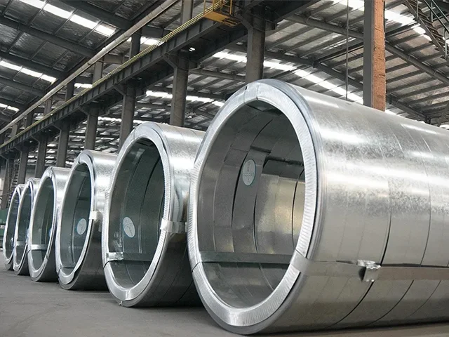 لفات وألواح الصاج المجلفن (لمعة عادية)